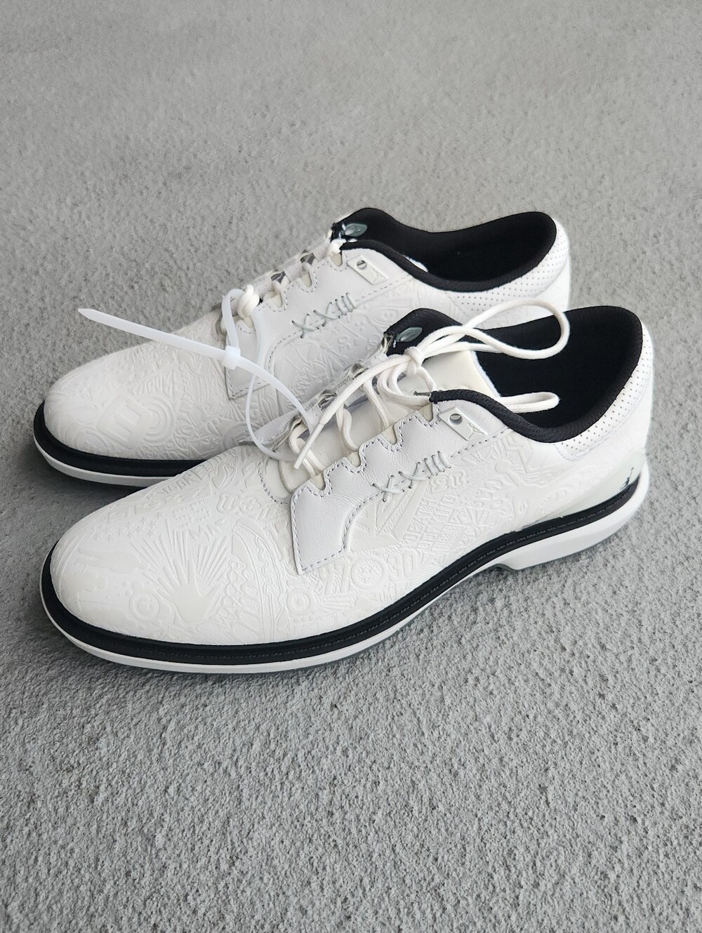 Nike Air Jordan ADG 5 ‘White Black Pure Platinum’ FQ6642-102 Men’s Size 7.5 US